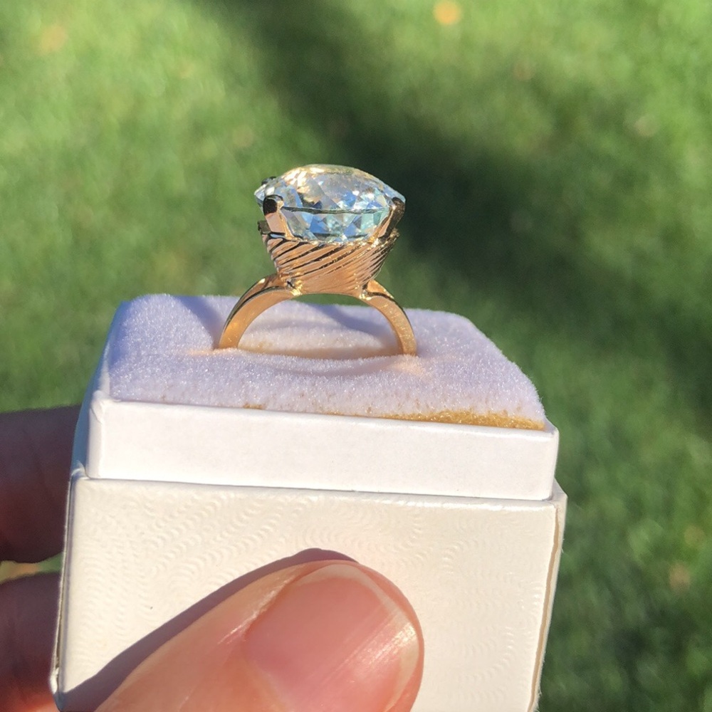 Vintage Aquamarine Ring, appraisal included